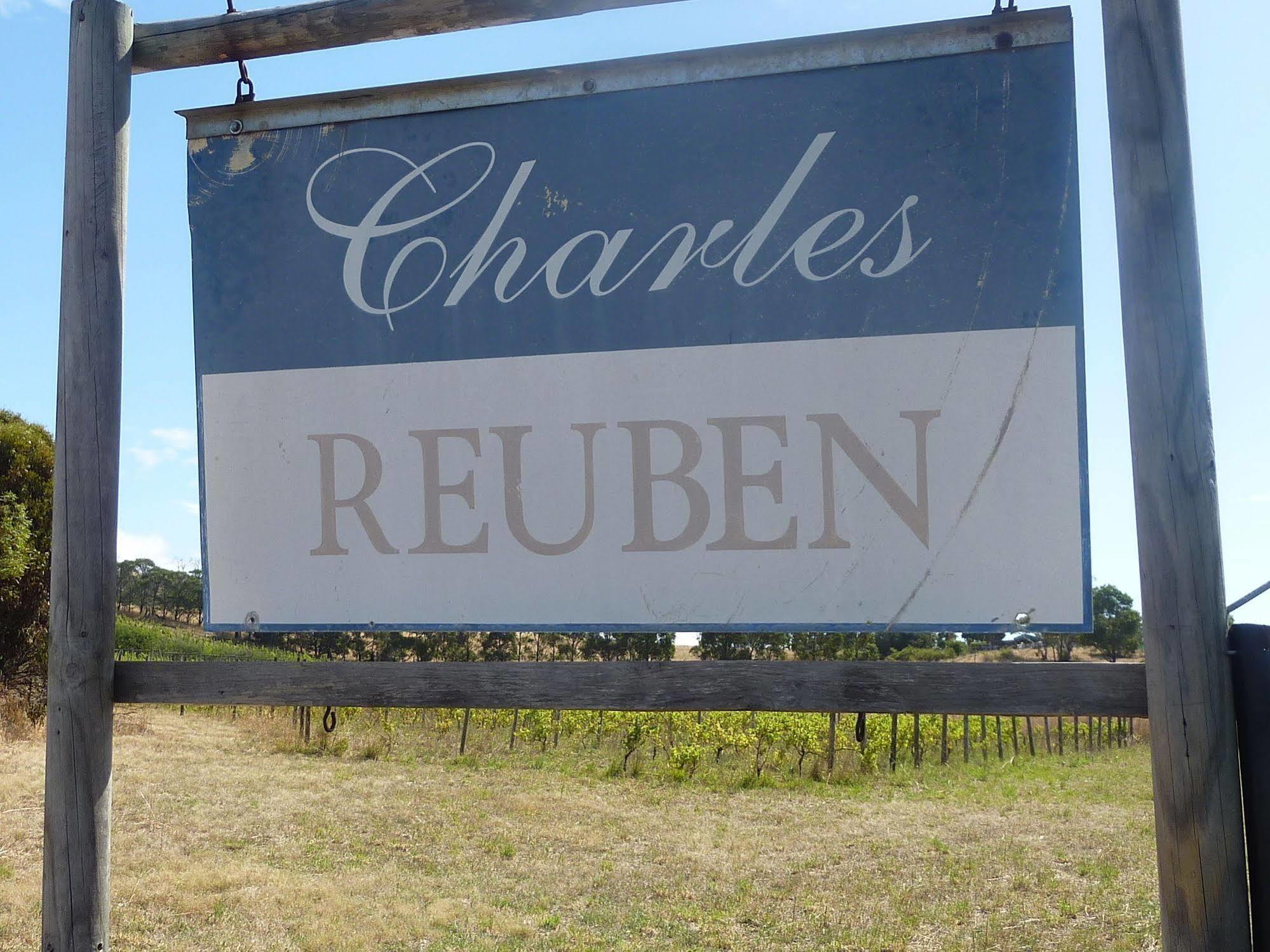 Charles Reuben Estate Guest House Хоубарт Екстериор снимка