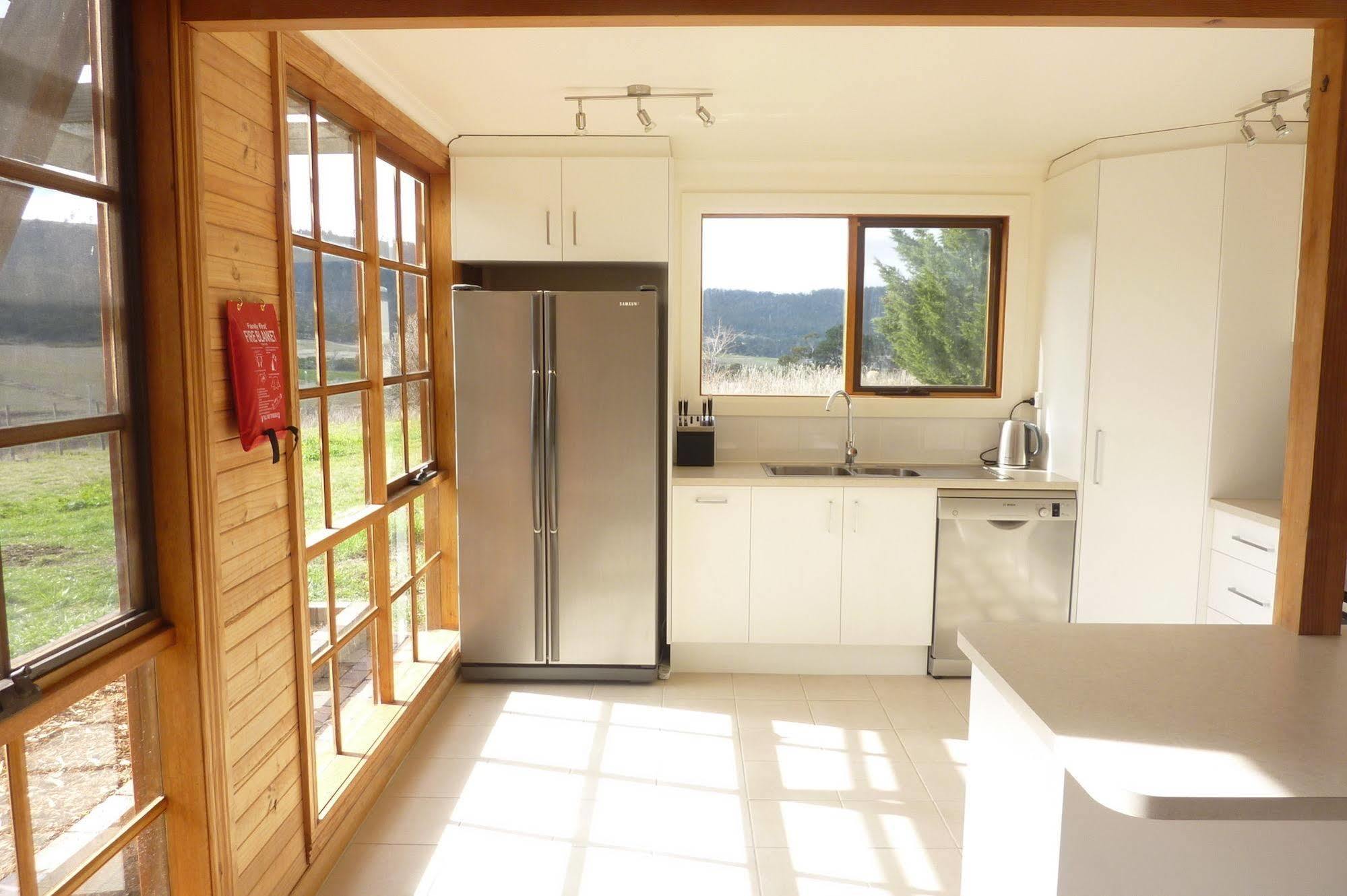 Charles Reuben Estate Guest House Хоубарт Екстериор снимка